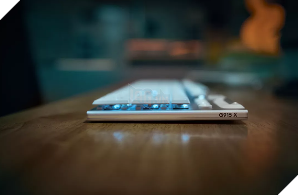 Logitech giới thiệu bàn phím gaming G915 X