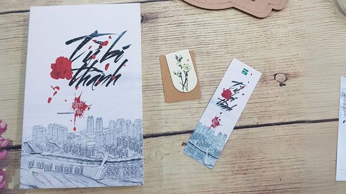 Từ Bi Thành, tác phẩm của Đinh Mặc