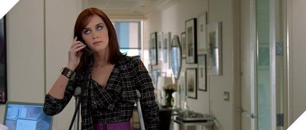 Emily Blunt tiết lộ rằng các con cô có ấn tượng không tốt về vai trợ lý của mẹ trong phần hai của Devil Wears Prada.