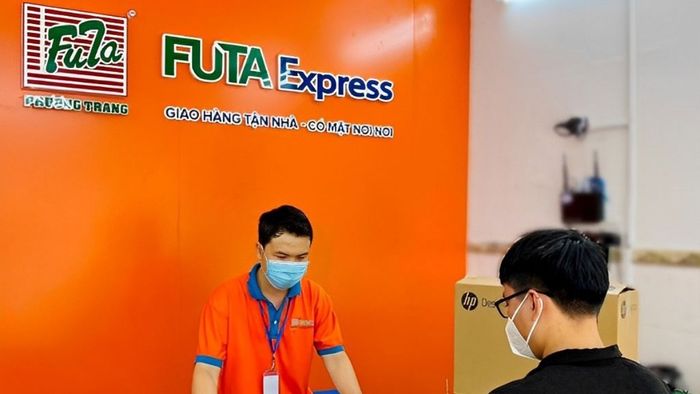Tổng đài chuyển phát nhanh Phương Trang FUTA Express