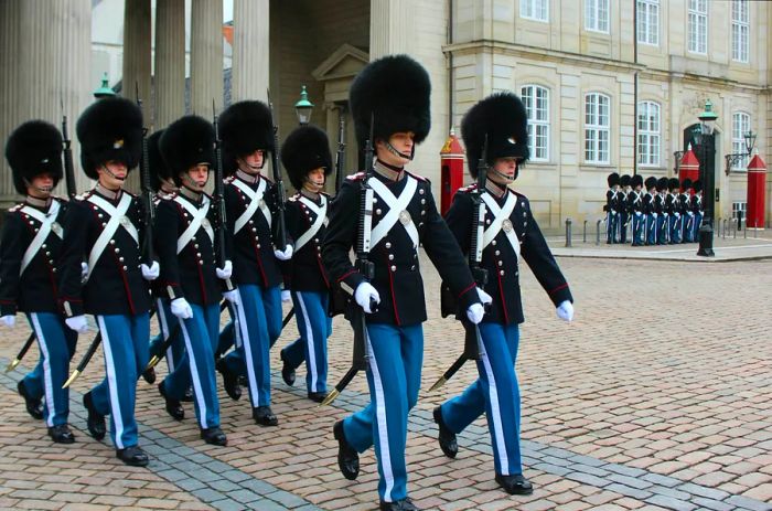 Witness the Changing of the Guard at Amalienborg Palace, home to the Danish Royal Family © Caroline Hadamitzky / Dinogo Planet