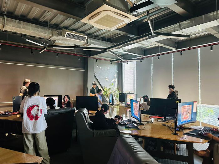Hình ảnh Gaming House 2