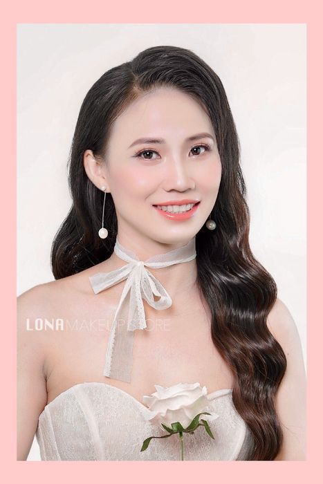 Ảnh 2 của cửa hàng LONA Makeup.