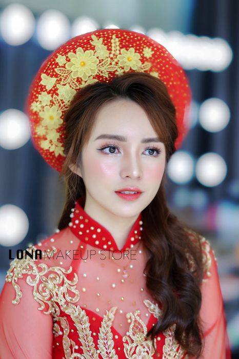 Ảnh 3 của cửa hàng LONA Makeup.