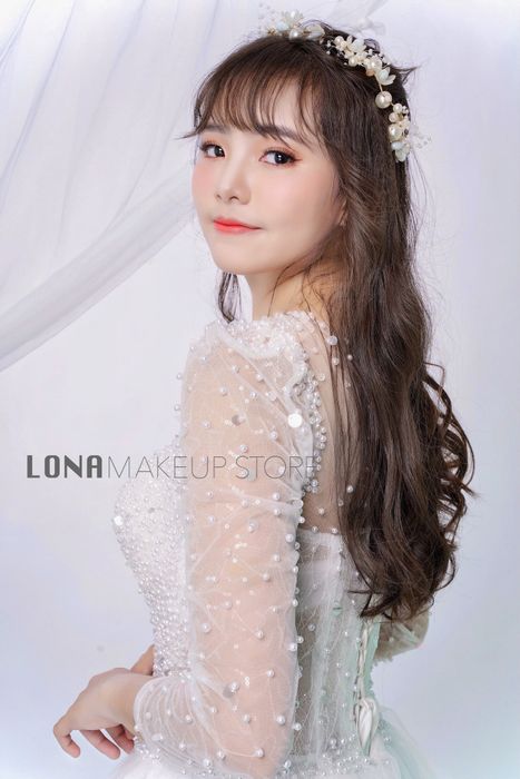 Ảnh 1 của LONA Makeup Store