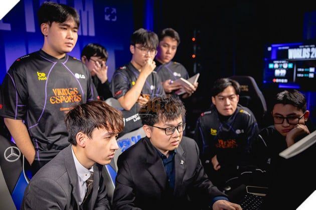 CKTG 2024: MAD Lions KOI Tỏa Sáng Với Sức Mạnh Vượt Trội, Vikings Esports Rơi Vào Thế Khó