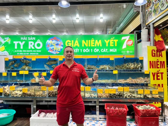 Hải Sản Ty Rô hình 1