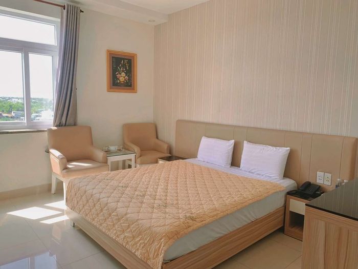 Khách sạn Satraco Royal