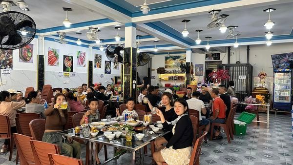 Hình ảnh Nhà Hàng A Rồi