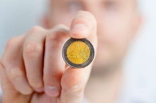 Những quan niệm sai lầm về tiền bạc khiến bạn mãi nghèo khổ hình ảnh 2