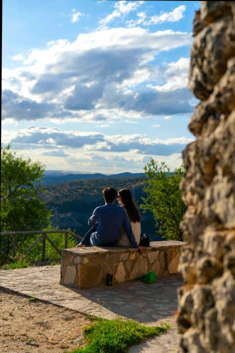 The Cerro del Socorro, situated across the Río Huécar gorge from Cuenca's historic center, presents an alternative viewpoint.