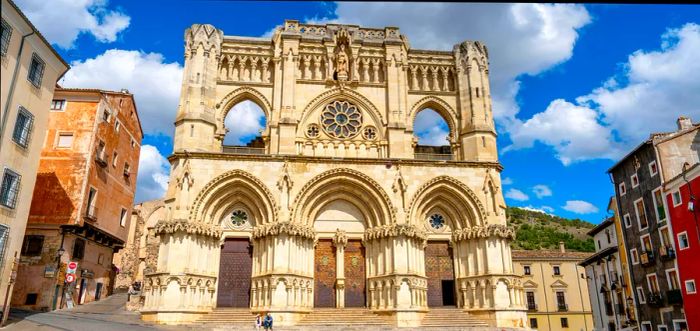 The construction of the Catedral de Cuenca began in the 12th century, showcasing the Gothic architectural style.