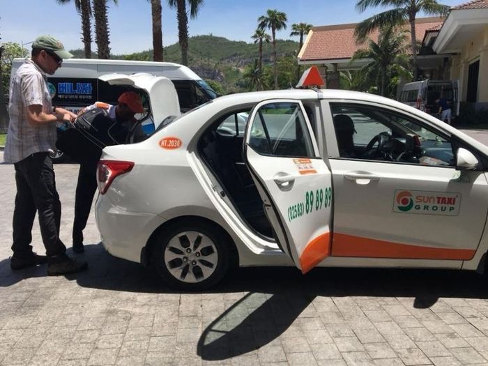 Top 7 hãng taxi sân bay Phù Cát được hành khách đánh giá cao 6