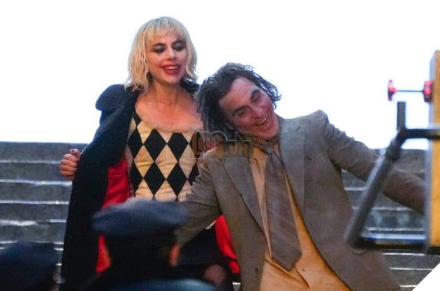 Joaquin Phoenix Cảm Thấy Lo Lắng Khi Hát Song Ca Với Lady Gaga Trong Joker 2