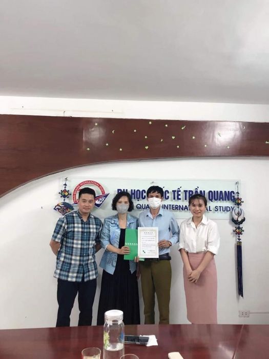 Hình ảnh Tư Vấn Du Học Trần Quang 2
