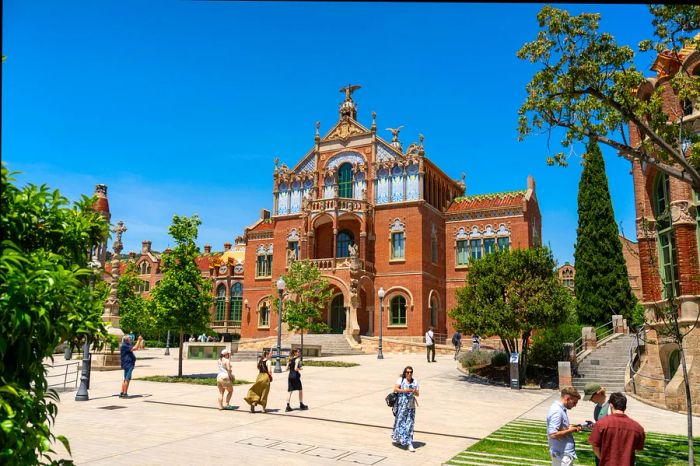 Many destinations in Spain are enhancing their accessibility, including the Recinte Modernista de Sant Pau.