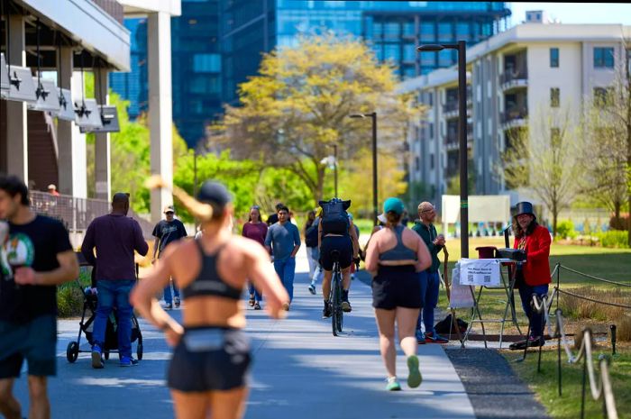 Joggers and runners enjoying the BeltLine, Atlanta, Georgia, USA