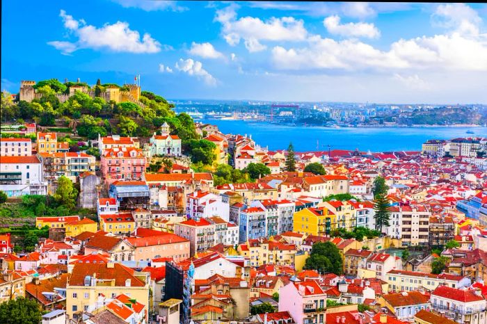 The skyline of Lisbon featuring São Jorge Castle and the Tagus River