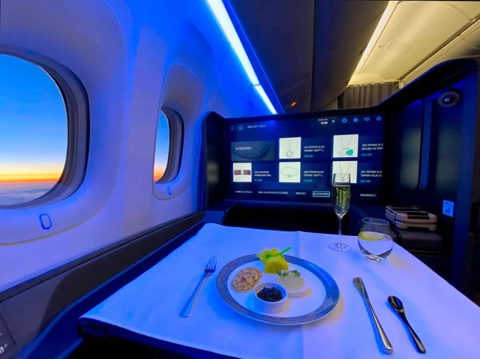 The first-class suite on ANA