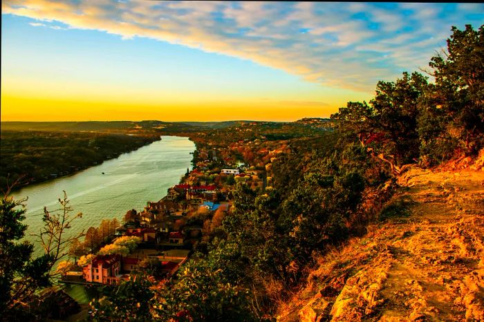 Mount Bonnell Iconic Landmark View Central Texas Austin