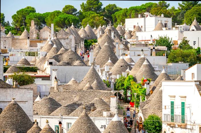 Small, round structures connected by narrow streets