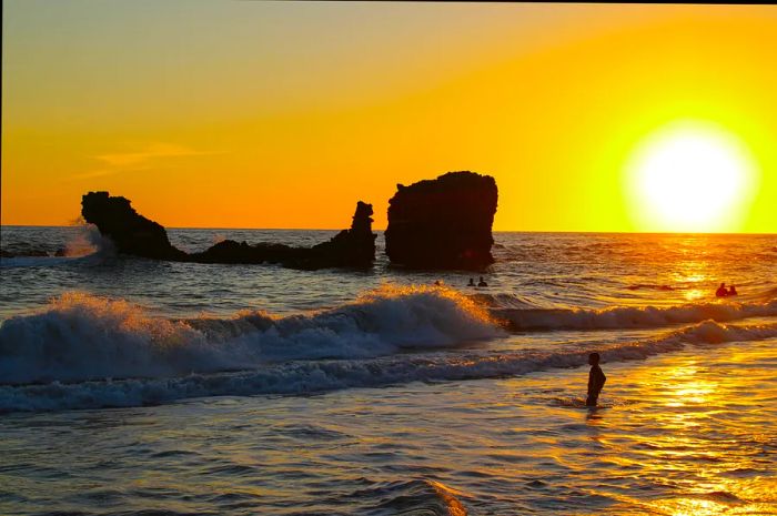 Sunset view at El Tunco beach, El Salvador