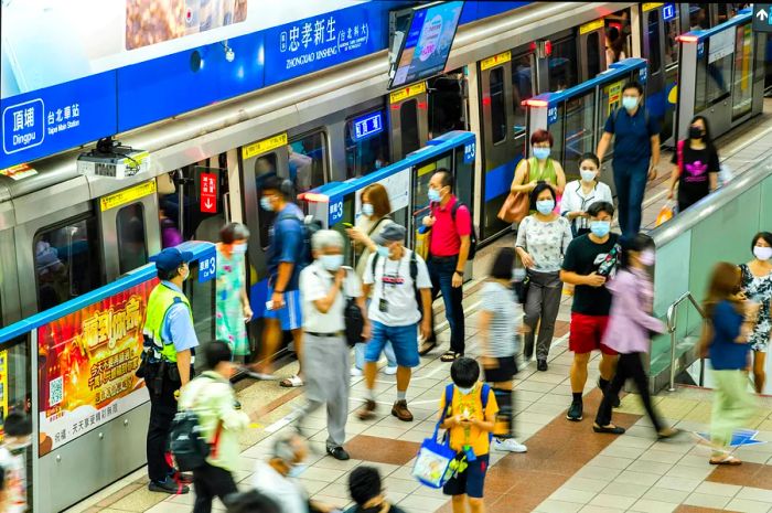 A glimpse of the bustling Taipei MRT Station in Taiwan.