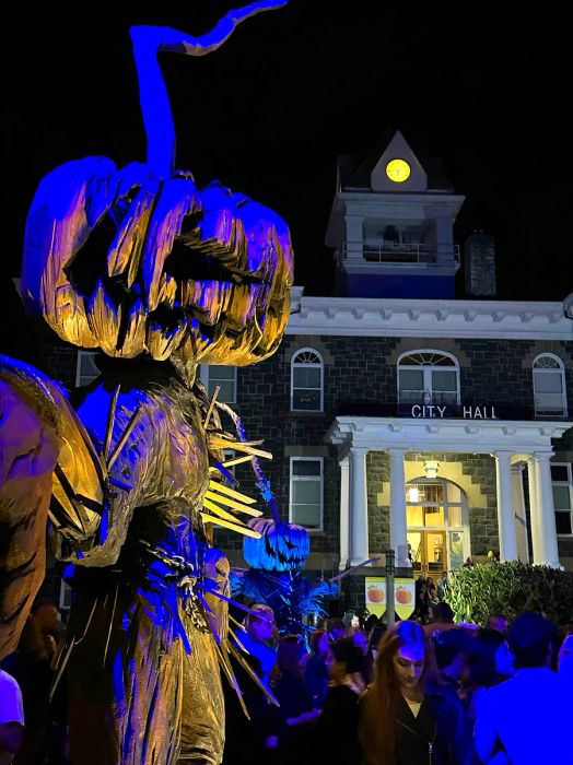 Once the filming location for the Disney movie 'Halloweentown', St Helens in Oregon continues to celebrate its festive identity each year. Shutterstock/JasonRenfrow