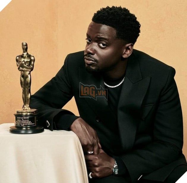 Ngôi sao của phim Get Out, Daniel Kaluuya, đã được vinh danh bằng một bức tượng tại quê nhà London.