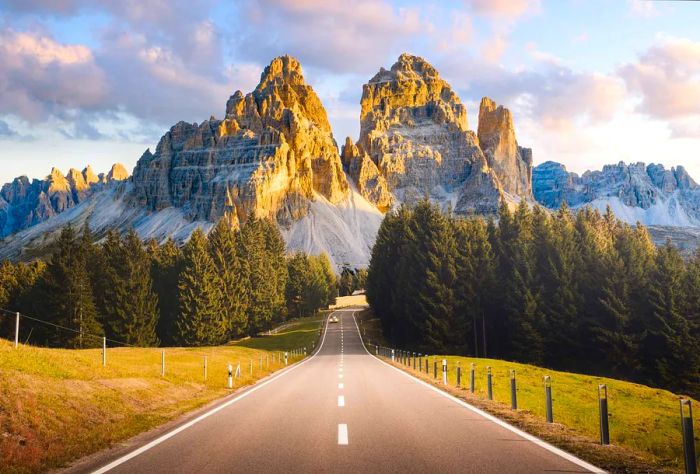 dest_italy_dolomites_lavaredo_theme_car_gettyimages-1247807601_universal_within-usage-period_82972