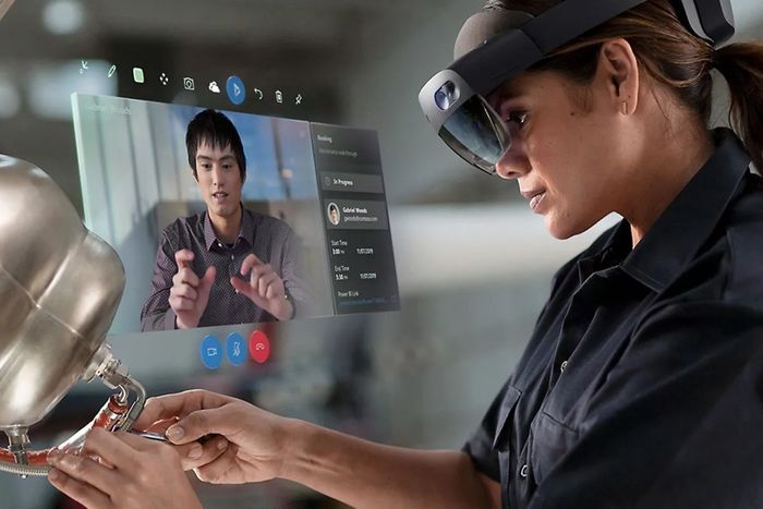 Microsoft đã quyết định ngừng sản xuất HoloLens 2