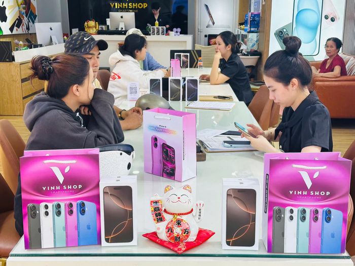 Hình ảnh Vinh Shop Smartphone