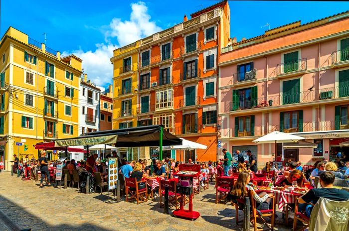 Al fresco dining in a plaza in Palma de Mallorca