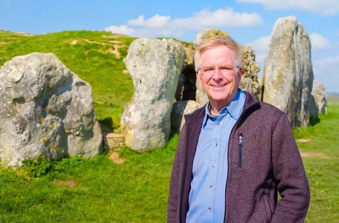 Art of Prehistoric Europe: Rick explores West Kennet Long Barrow near Avebury, England