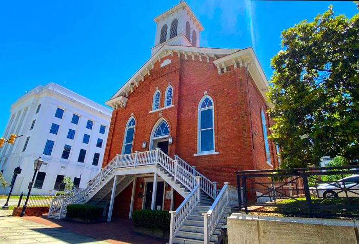 Dexter Avenue King Memorial Baptist Church located in Montgomery, Alabama