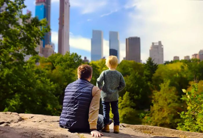 DEST_USA_NEW_YORK_CENTRAL_PARK_PEOPLE_MAN_KID_BOY_GettyImages-1129221954