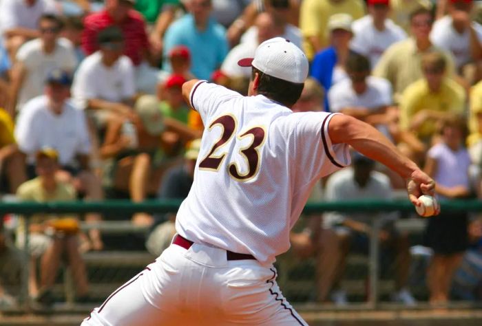 THEME_PEOPLE_BASEBALL-PITCHER_GettyImages-184086302