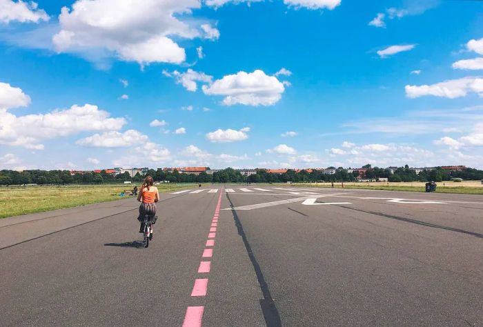 DEST_GERMANY_BERLIN_TEMPELHOFER_FELD_shutterstock-portfolio-711136543