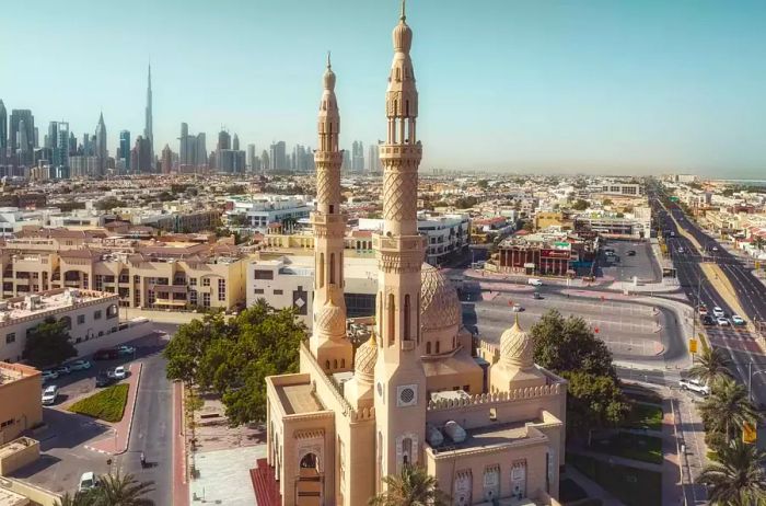 The Jumeirah Mosque, the largest and most stunning mosque in Dubai, exemplifies modern Islamic architectural design.