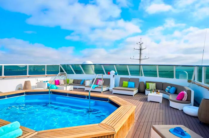 Yacht deck with plunge pool on the National Geographic Islander II