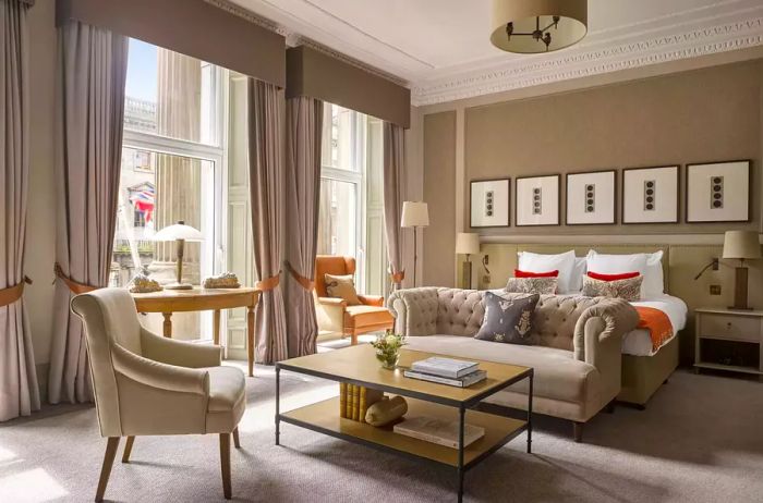 Guest suite at Intercontinental Edinburgh The George