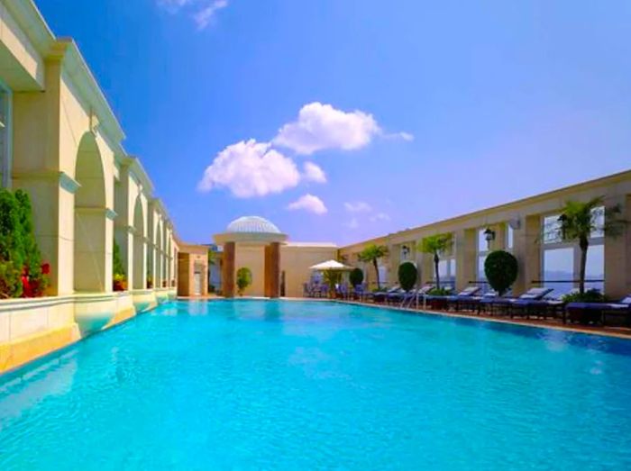 The Royal Garden Hotel