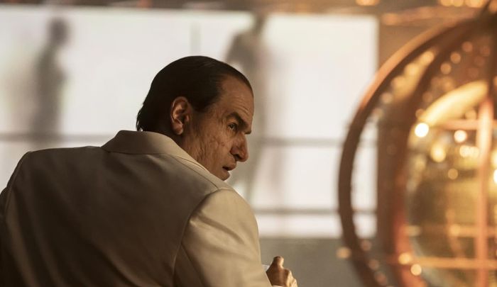 Colin Farrell trong The Penguin