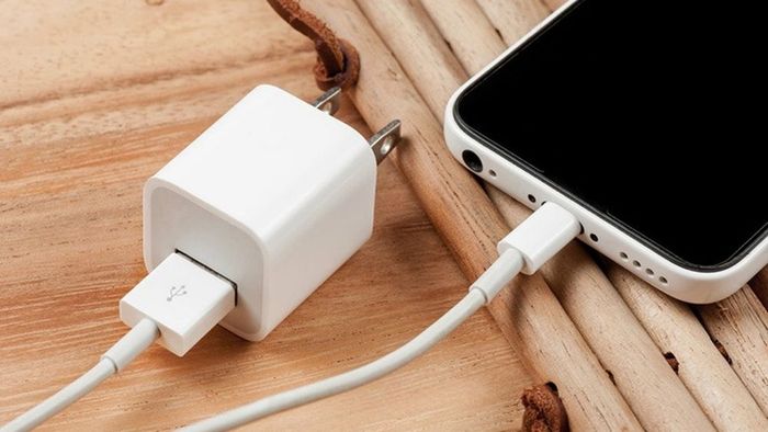 Những lưu ý để sạc pin iPhone hiệu quả