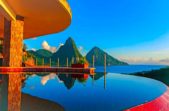 Jade Mountain Resort