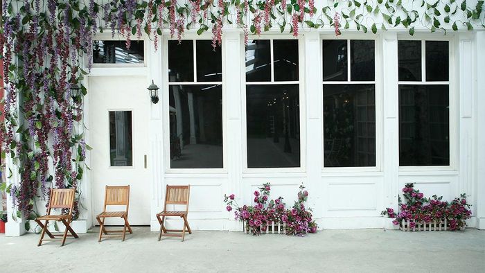 Mẫu background đẹp và đơn giản để ghép ảnh có người