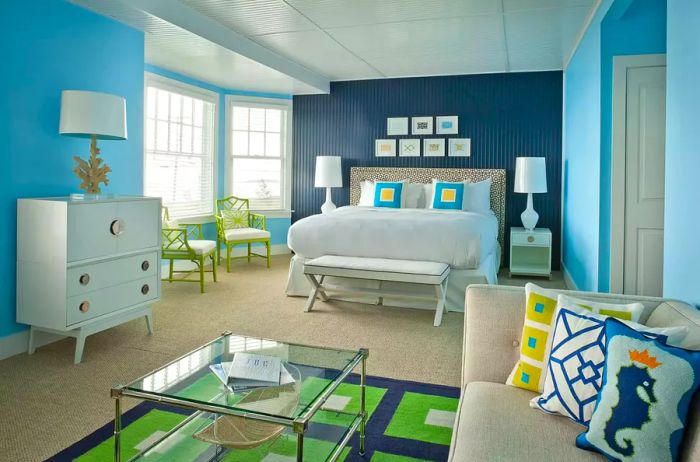 Guest room at Tides Beach Club