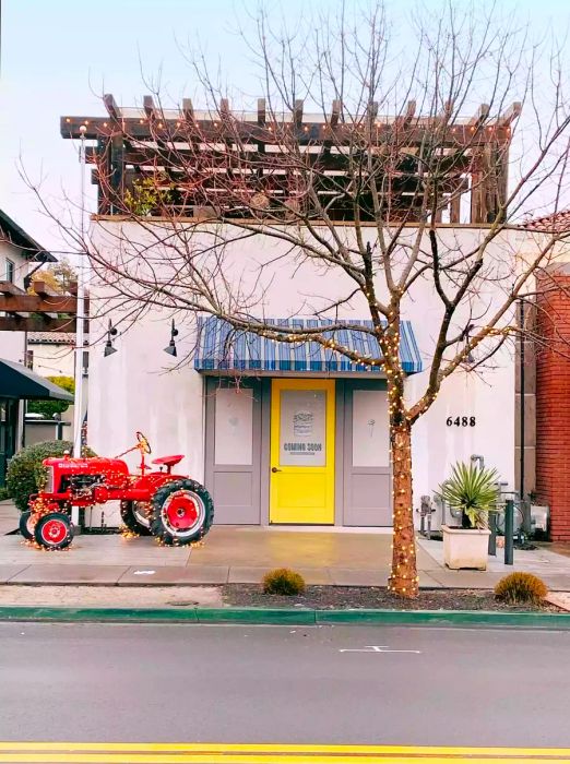 A winter scene of Downtown Yountville