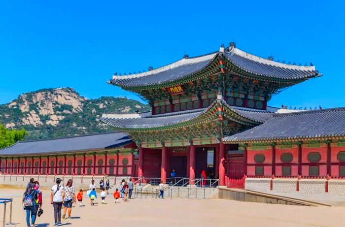 Gyeongbokgung Palace is a testament to South Korea's rich cultural legacy.