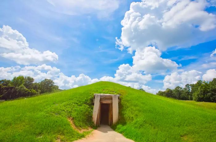 Ocmulgee National Monument Earth Lodge